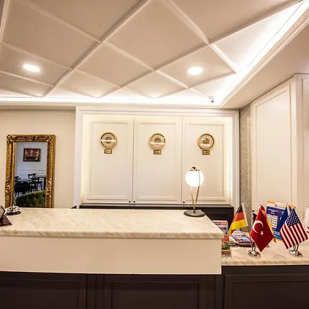 Royal Bosphorus & Hamam Отель 4*