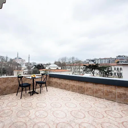 Royal Bosphorus & Hamam Отель